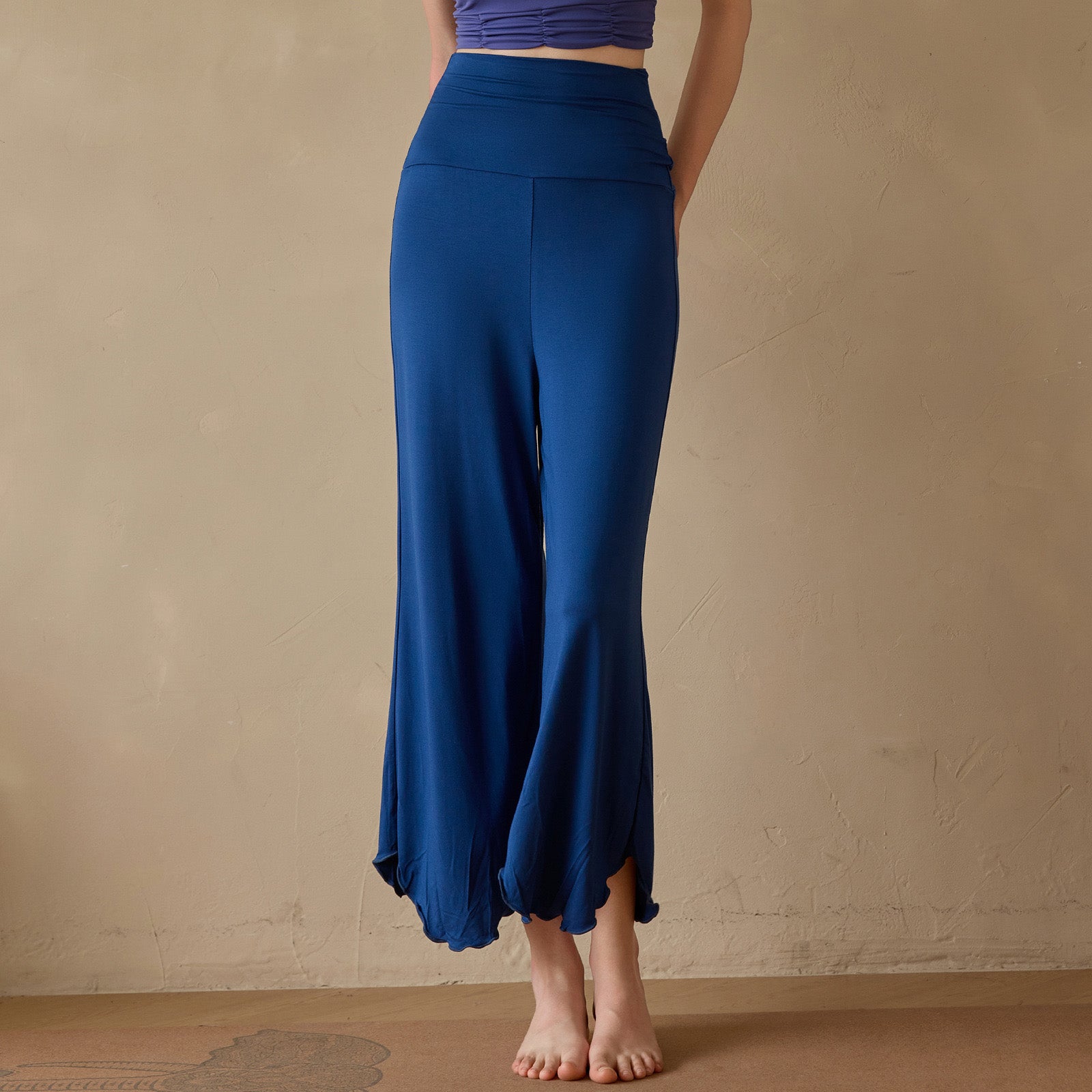 Sevi 瑜伽寬管八分褲【藍色】4色