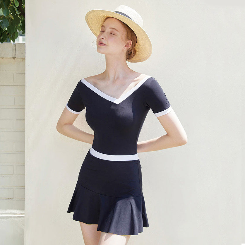 Rini 連身式泳裝+短裙【黑色】