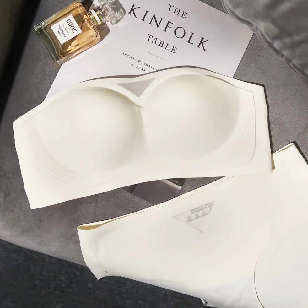 Omi Bra 無痕無鋼圈成套內衣 【清新白】