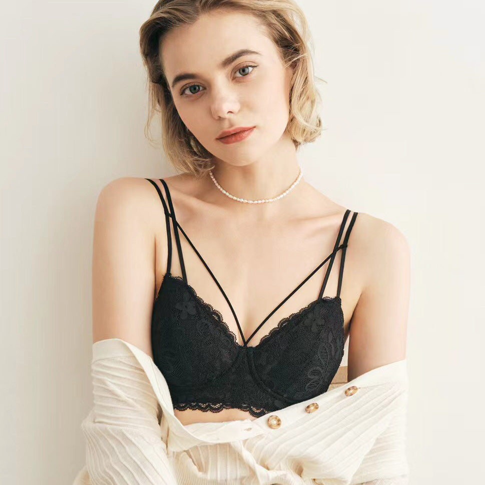 Tina Bra 無鋼圈蕾絲成套內衣 【深邃黑】