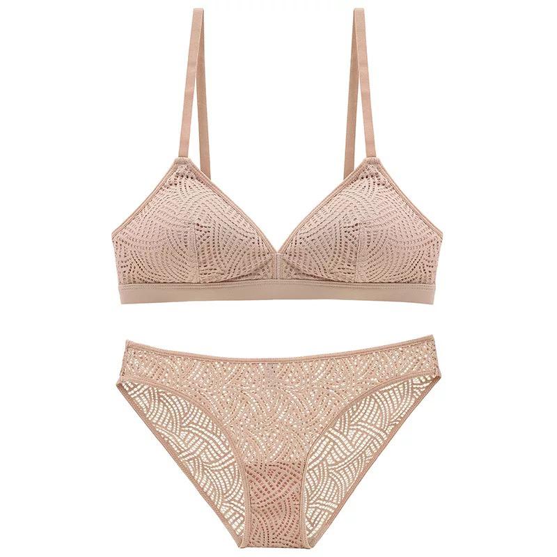 Coria Bralette 無鋼圈蕾絲成套內衣【嫩粉】