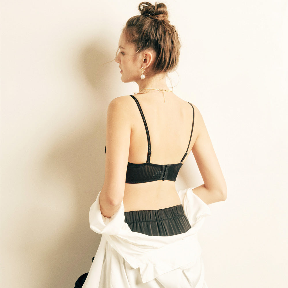 Beja Bra 無鋼圈蕾絲成套內衣 【深邃黑】