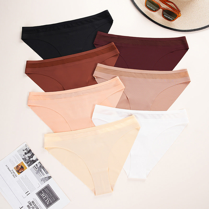 Qiwi 無痕低腰三角褲【7色】