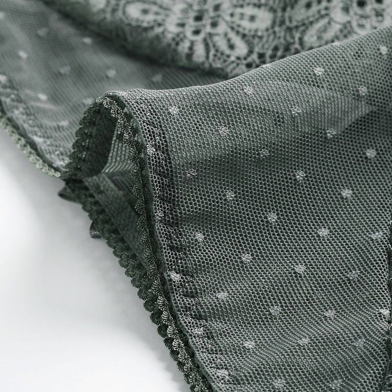 Ami Bralette 無鋼圈薄墊蕾絲成套內衣 【黑色】
