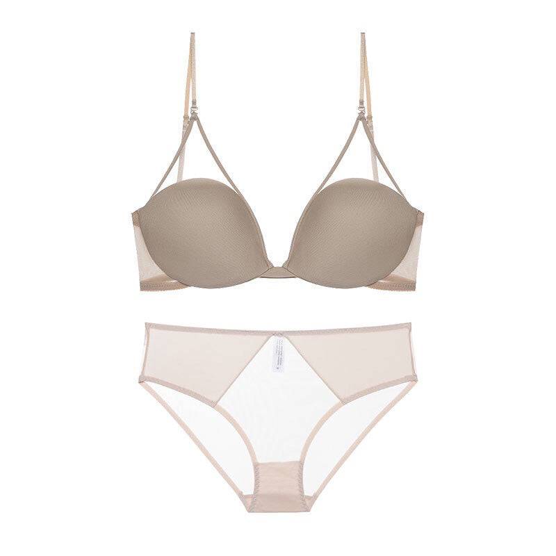 Rinca Bra 無鋼圈大U露背內衣【嫩粉膚】