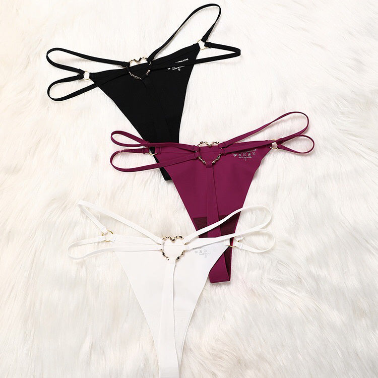 Nora愛心丁字褲3色【任選3件699元】