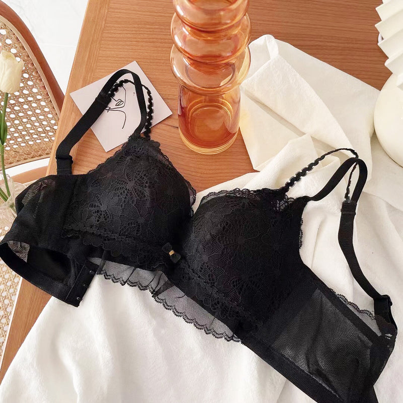 Lara Bra 無鋼圈下厚上薄墊成套內衣 【深邃黑】