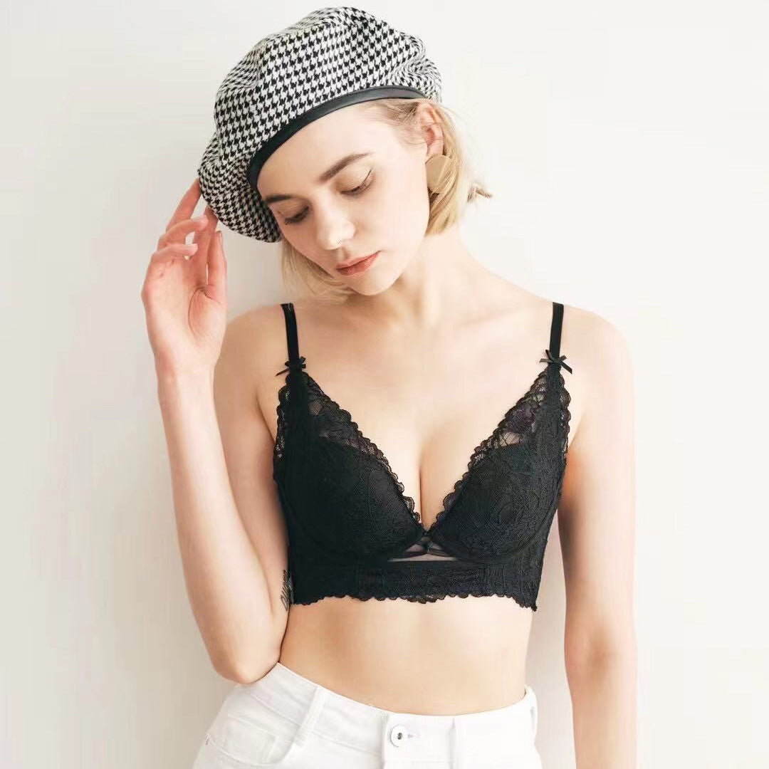 Lila Bra 無鋼圈蕾絲成套內衣【深邃黑】